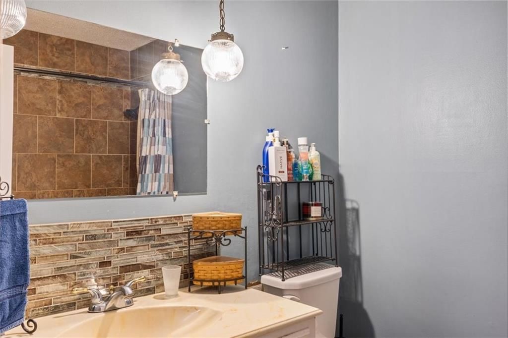 1309 Walnut Street — photo 12