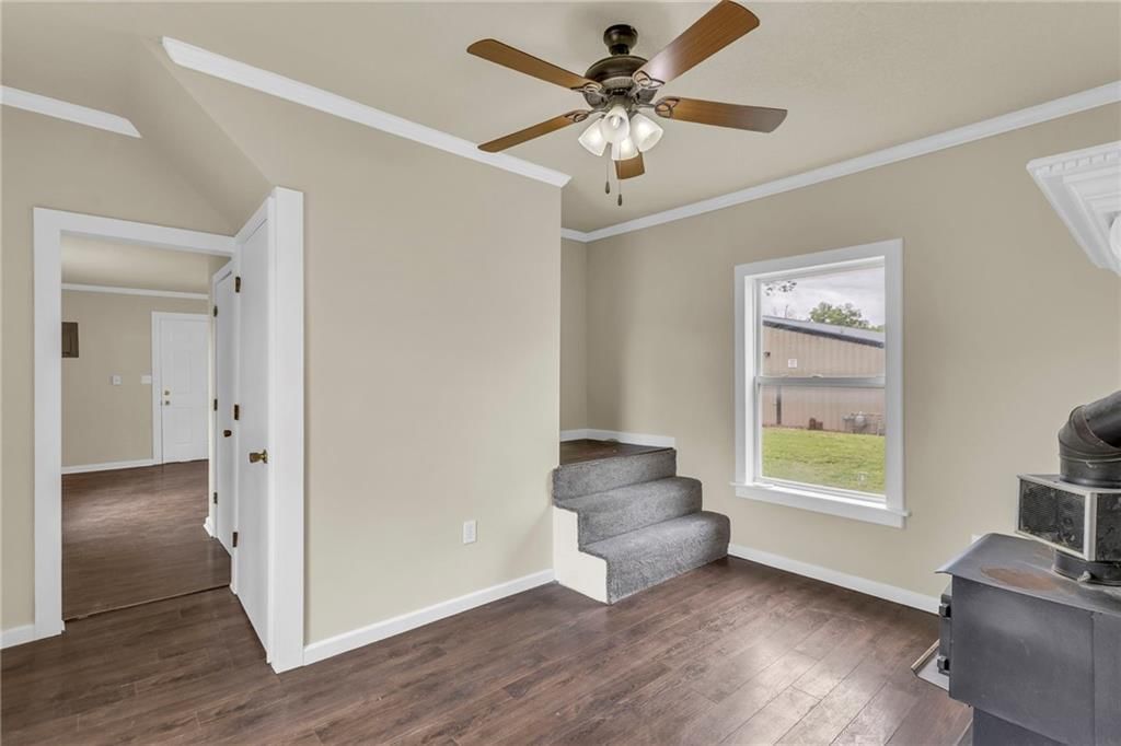 117 S Poplar Street — photo 11
