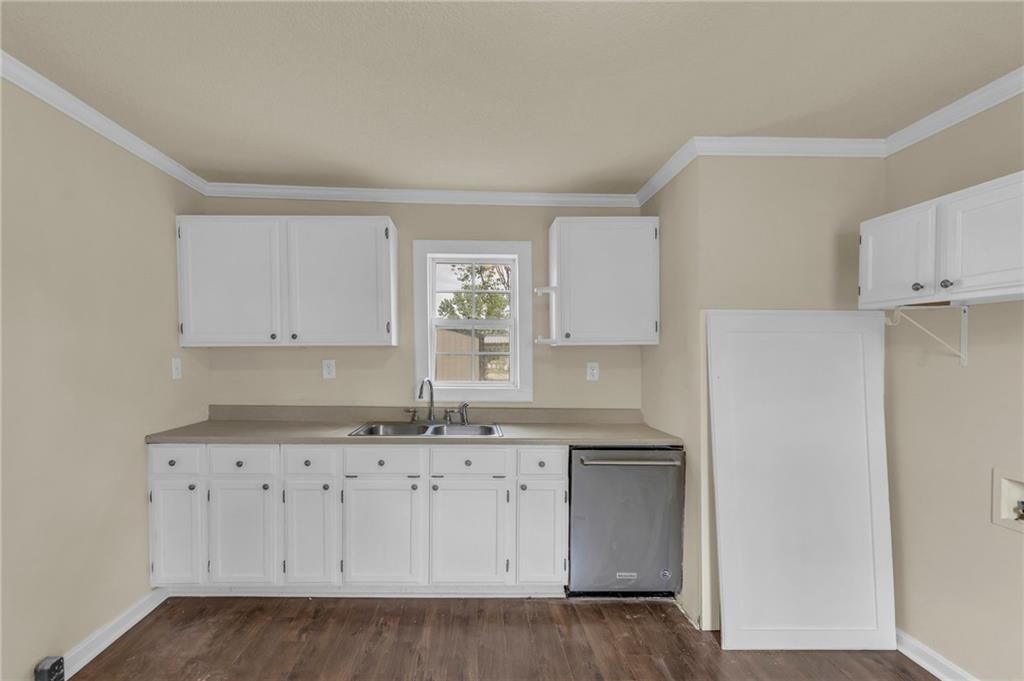 117 S Poplar Street — photo 15