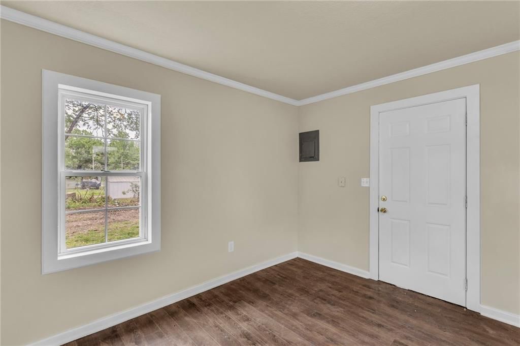 117 S Poplar Street — photo 22