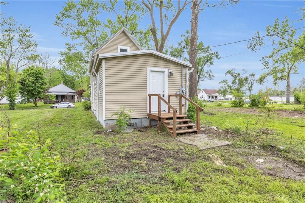 117 S Poplar Street — photo 26