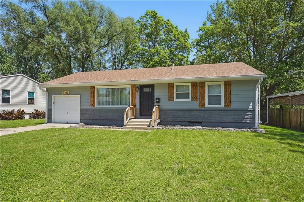 1111 N Indian Lane — photo 3