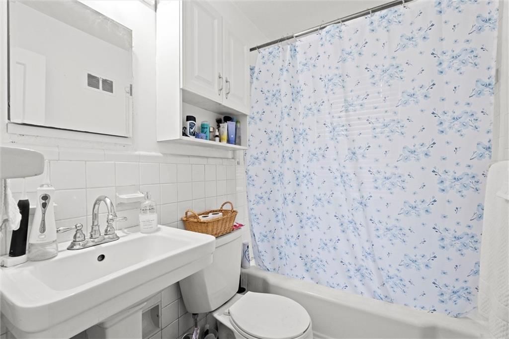 8611 Hiawatha Road — photo 17