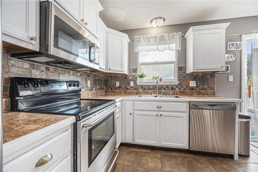 8304 NE 115th Street — photo 9
