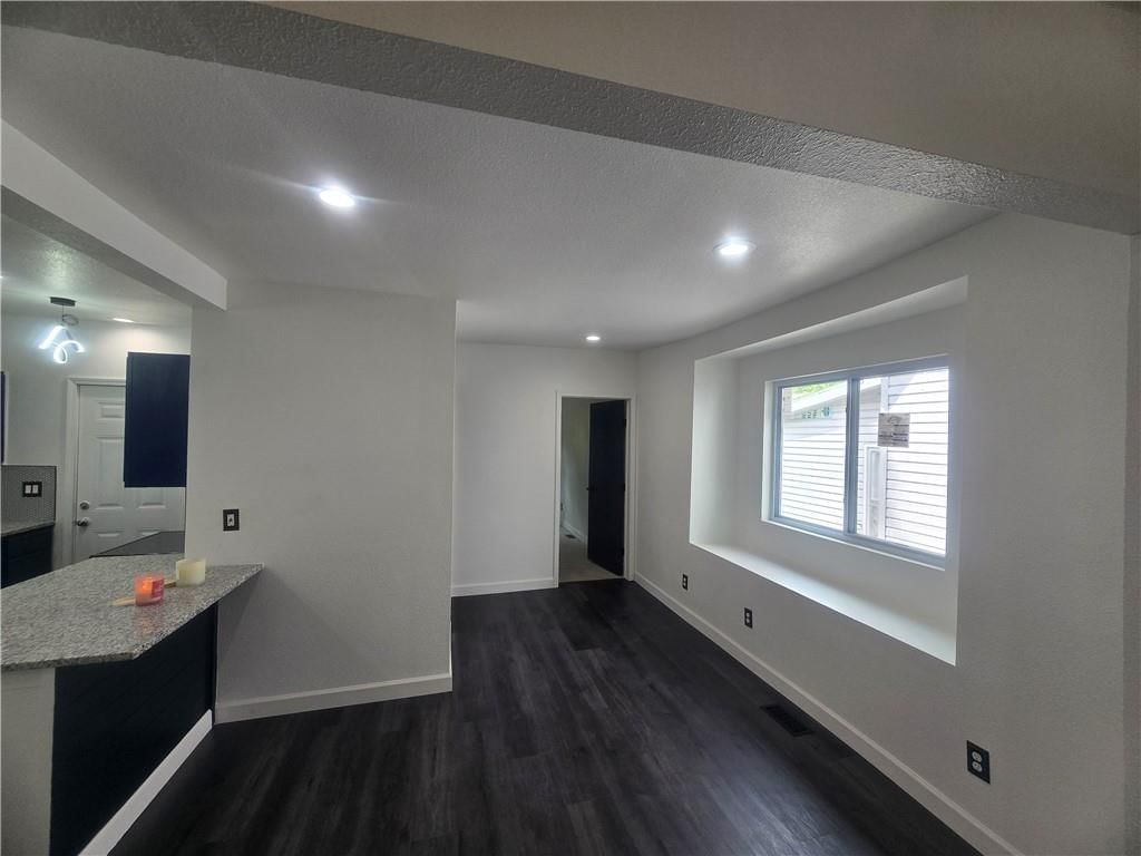 3505 E 25th Street — photo 10