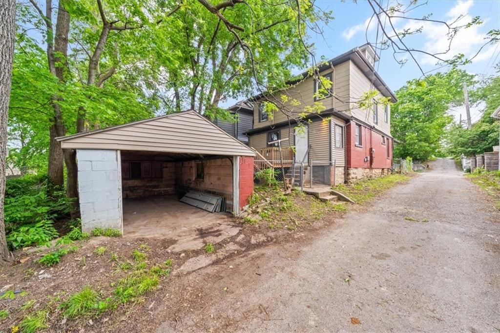 329 Askew Avenue — photo 17
