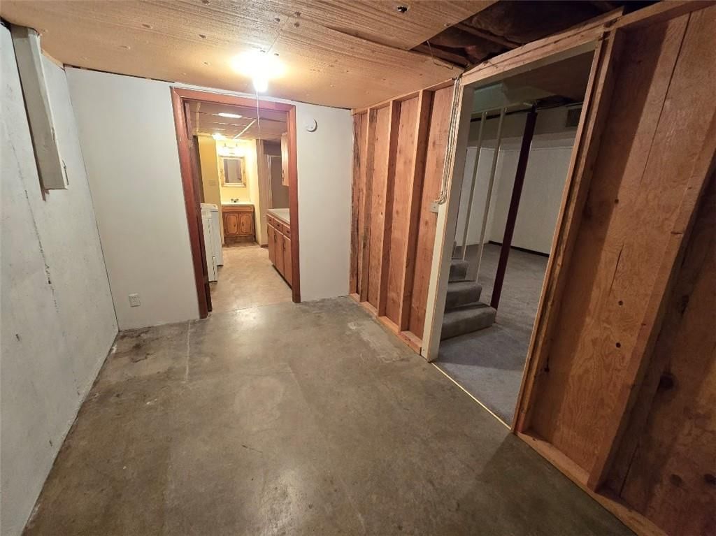 2218 Millwood Drive — photo 32
