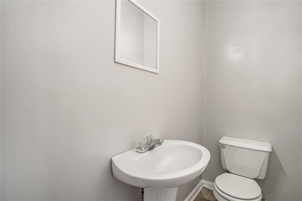 628 S Huttig Avenue — photo 15