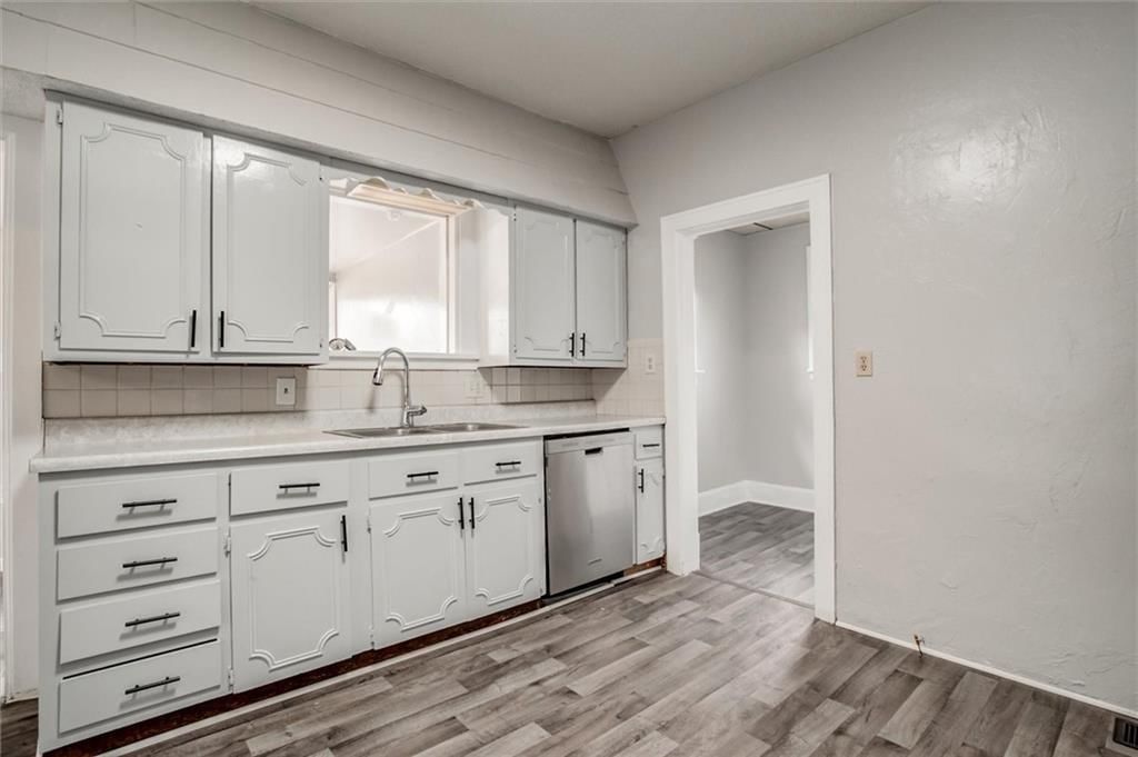 628 S Huttig Avenue — photo 9