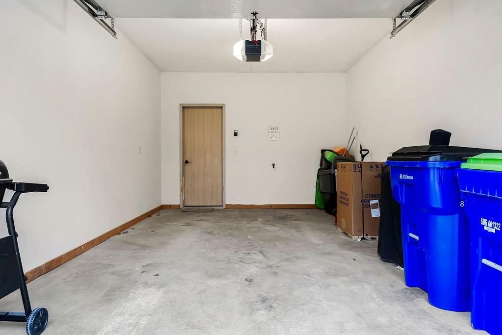 635 S Woodson Lane — photo 24