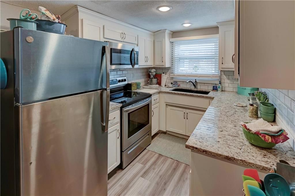 743 Washington Street — photo 8