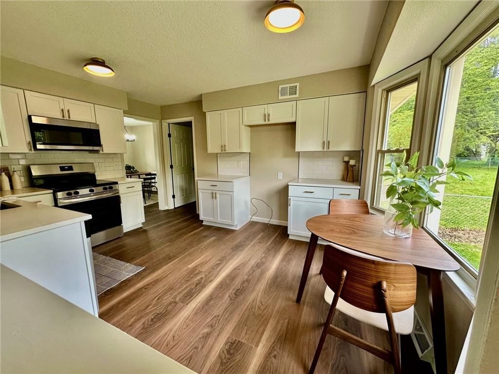 12813 Overhill Road — photo 4
