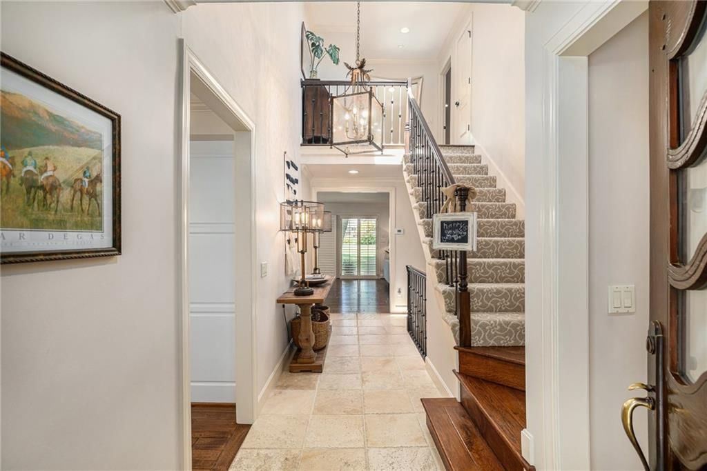 2022 Condolea Drive — photo 7