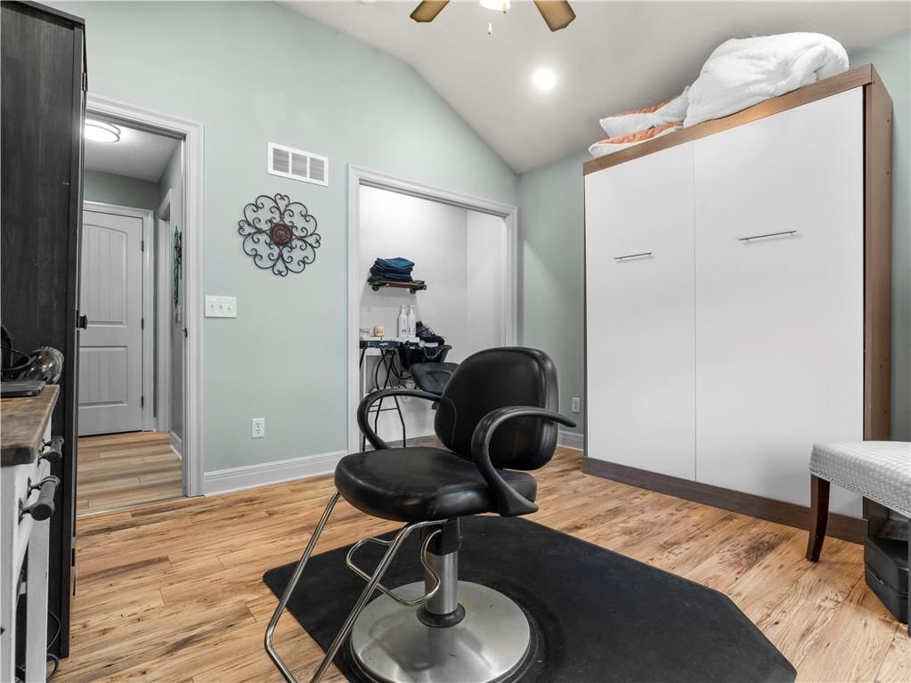 19351 Tomahawk Lane — photo 24