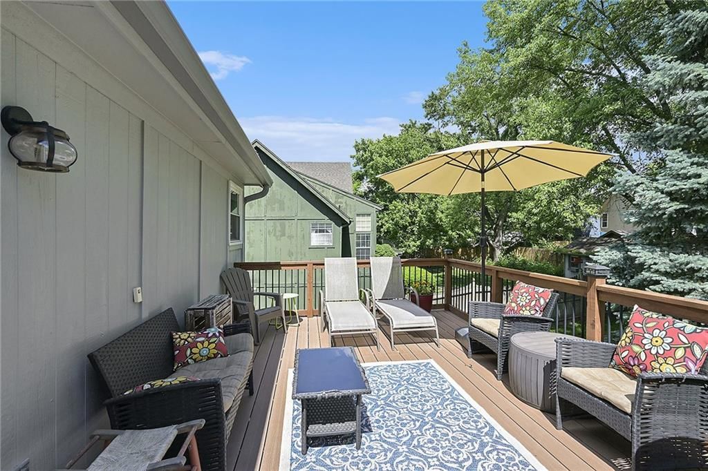 1153 E YESTERYEAR Drive — photo 15