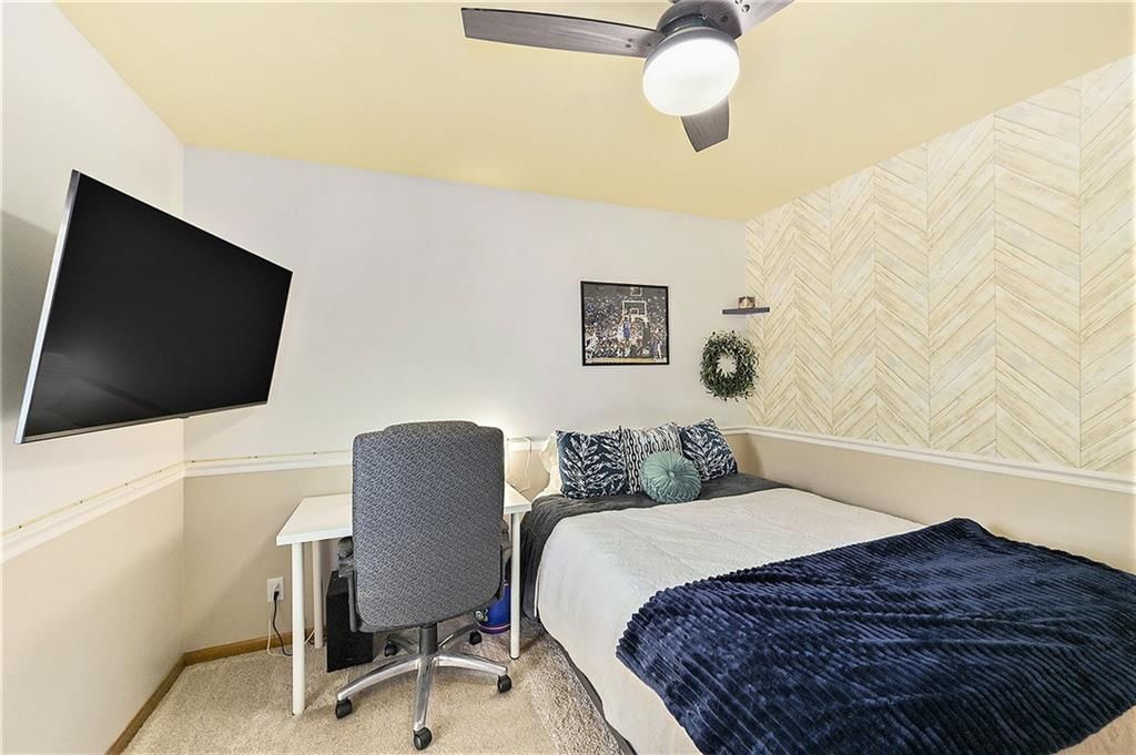 1153 E YESTERYEAR Drive — photo 23