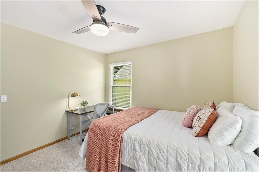 1153 E YESTERYEAR Drive — photo 25