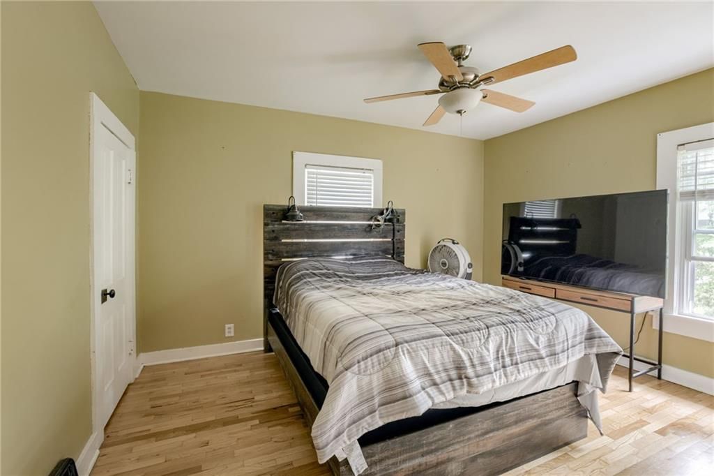 90 N Ridge Avenue — photo 15