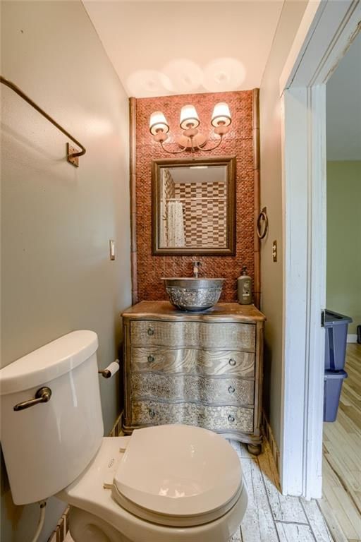 90 N Ridge Avenue — photo 18