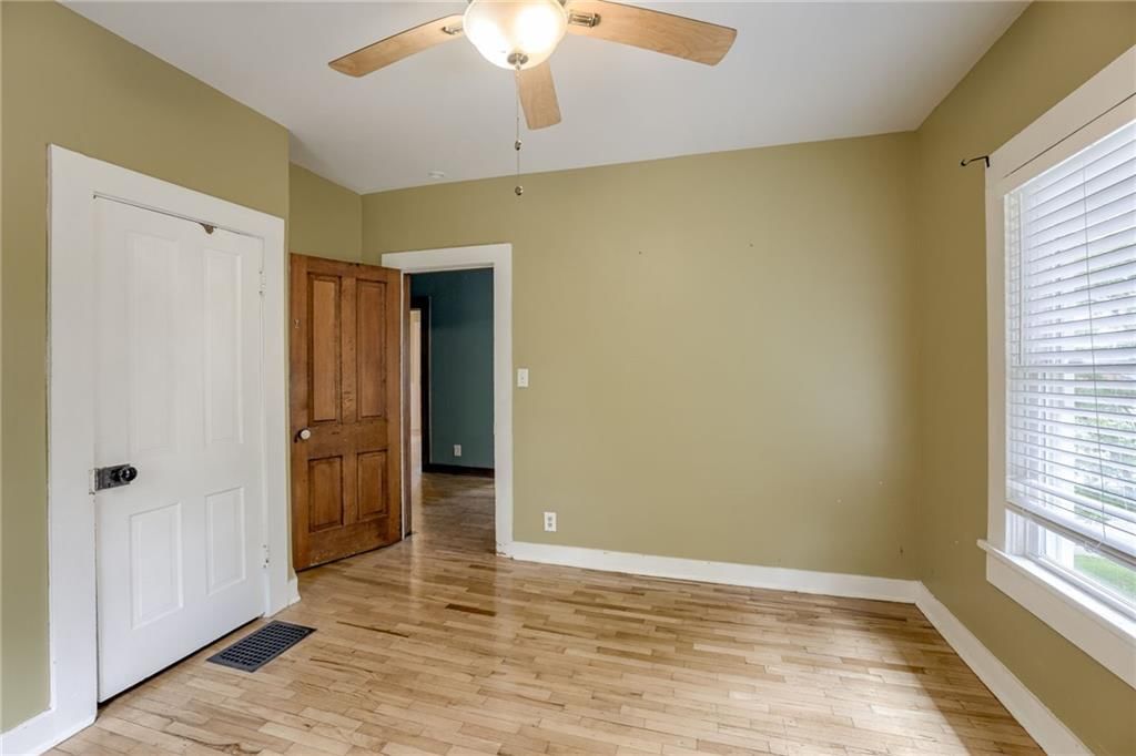 90 N Ridge Avenue — photo 23