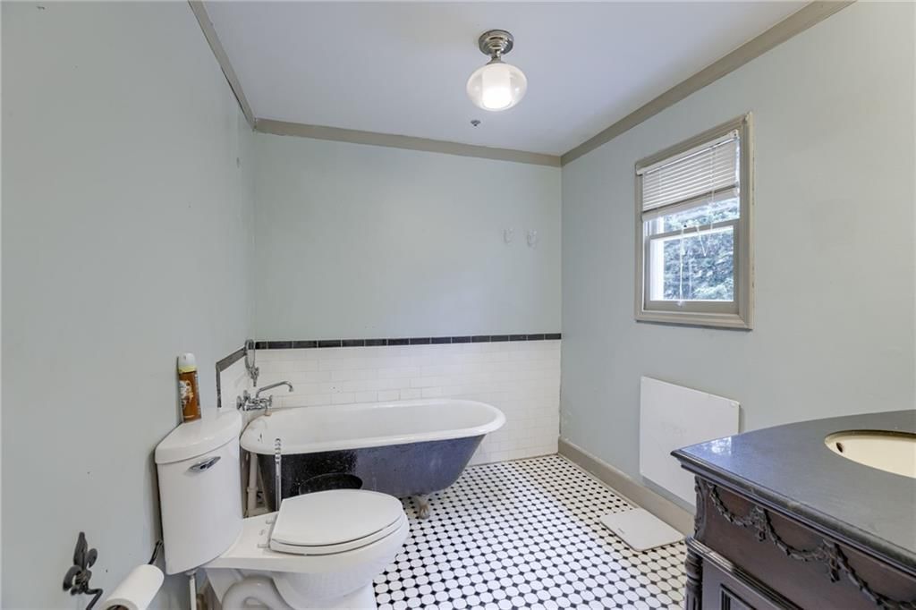 90 N Ridge Avenue — photo 24