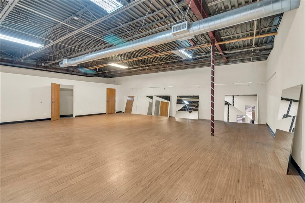 101 N Main Street — photo 31