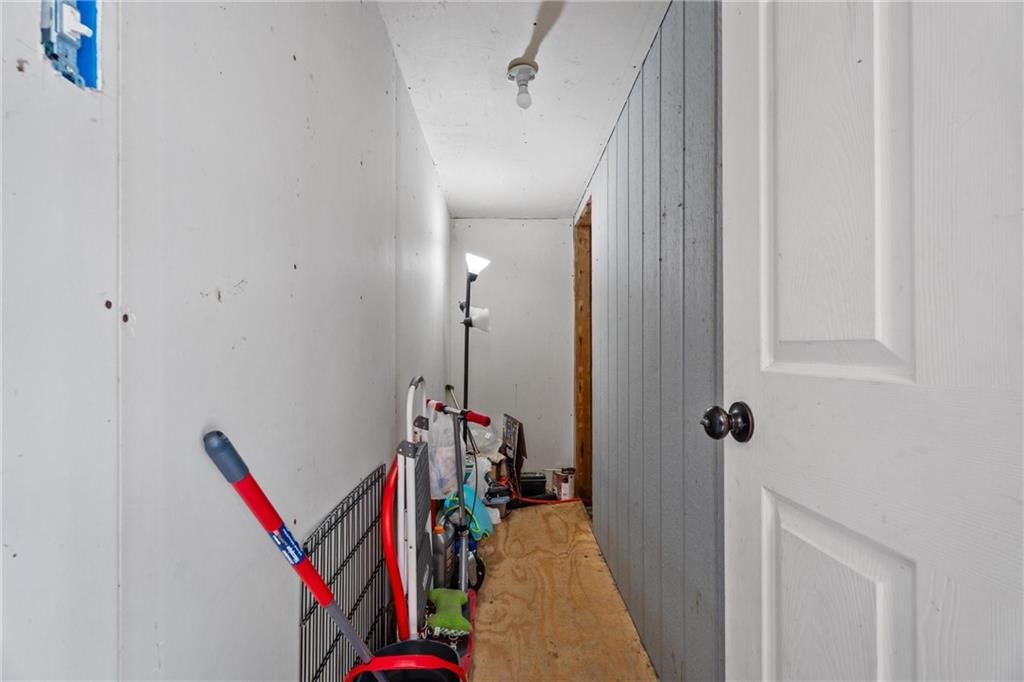 301 S Hickory Street — photo 11