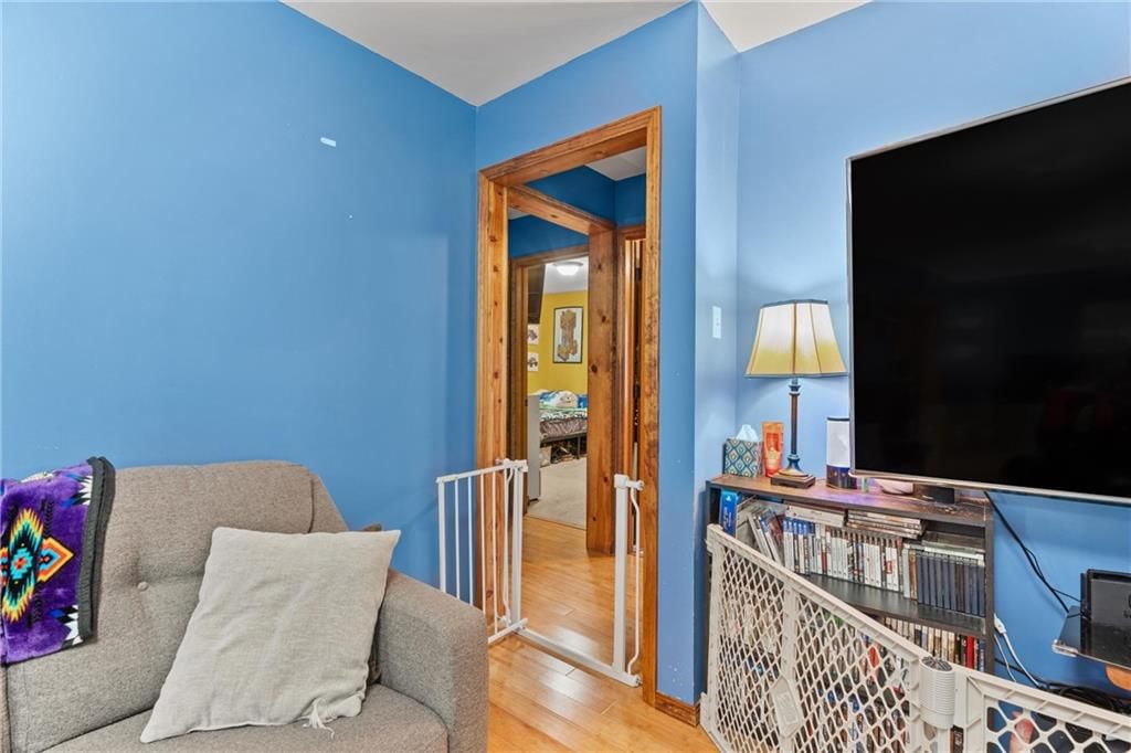 301 S Hickory Street — photo 14