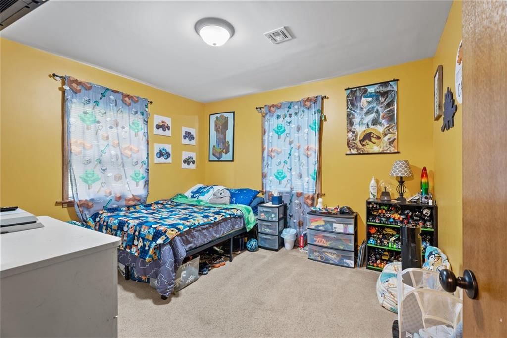 301 S Hickory Street — photo 17
