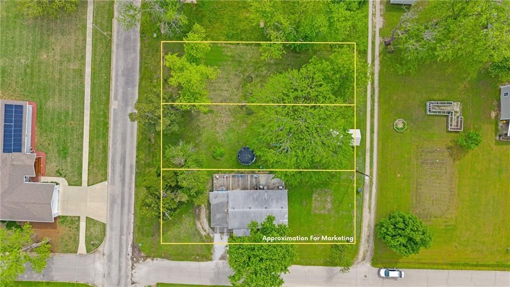 301 S Hickory Street — photo 29