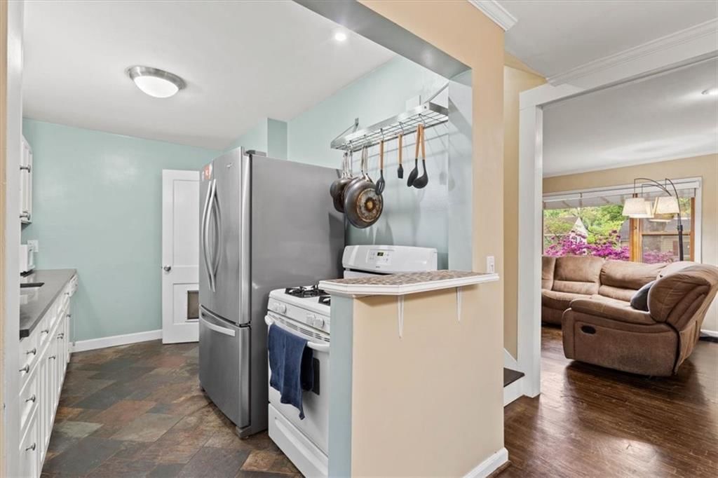 5005 W 72nd Street — photo 11