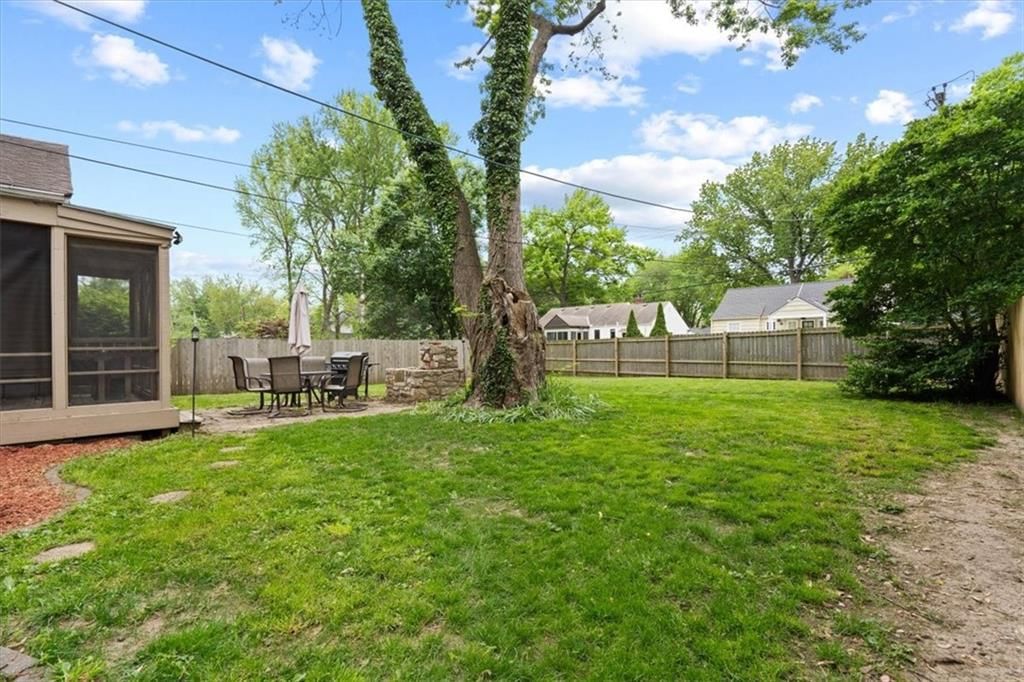 5005 W 72nd Street — photo 23