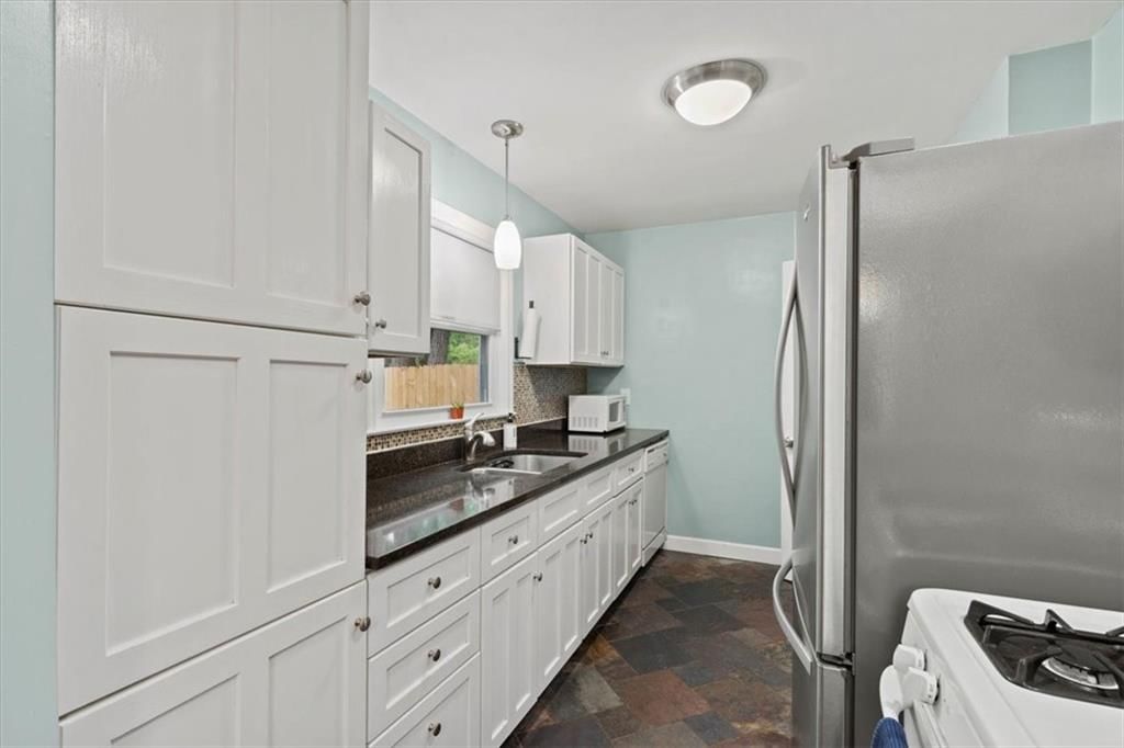 5005 W 72nd Street — photo 10