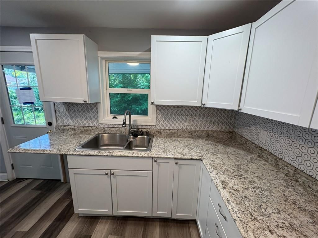 710 N Willis Avenue — photo 11