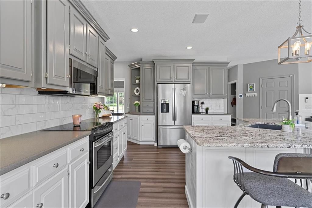 19600 W 98TH Street — photo 14