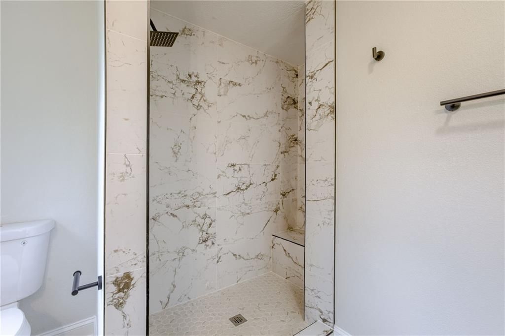 1922 S Cedar Street — photo 20
