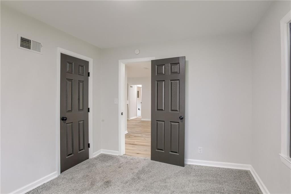 1922 S Cedar Street — photo 23