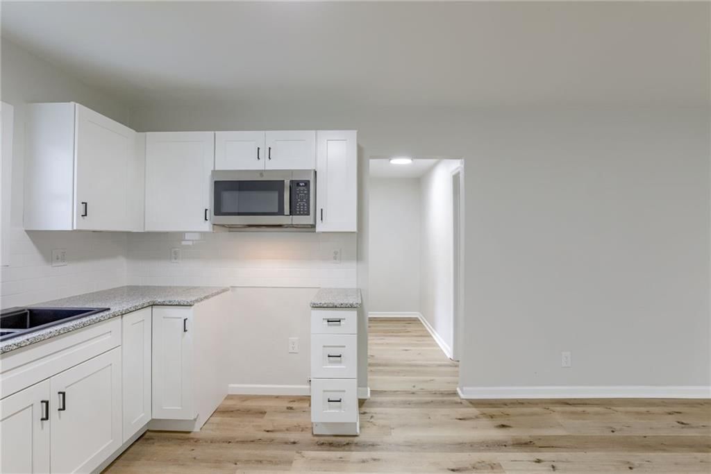 1922 S Cedar Street — photo 9
