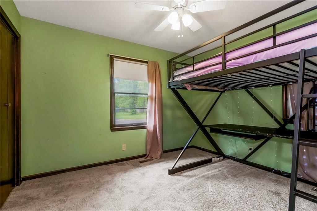 423 E Elm Street — photo 14