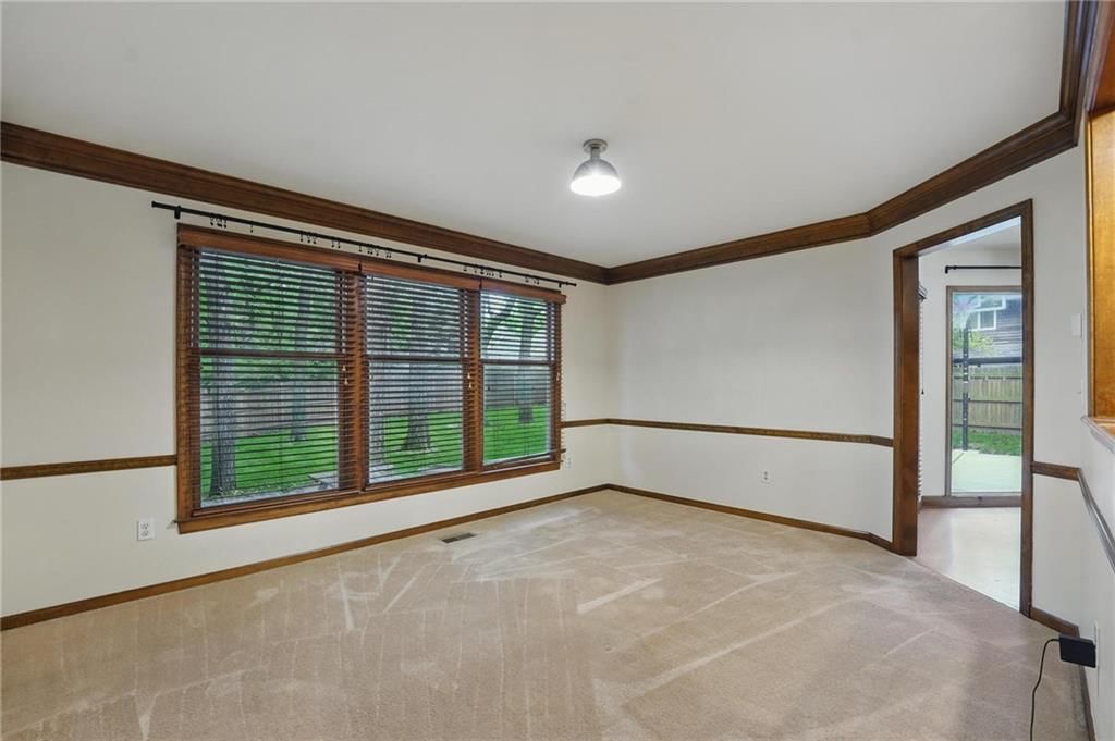 4413 NW Claymont Woods Drive — photo 11