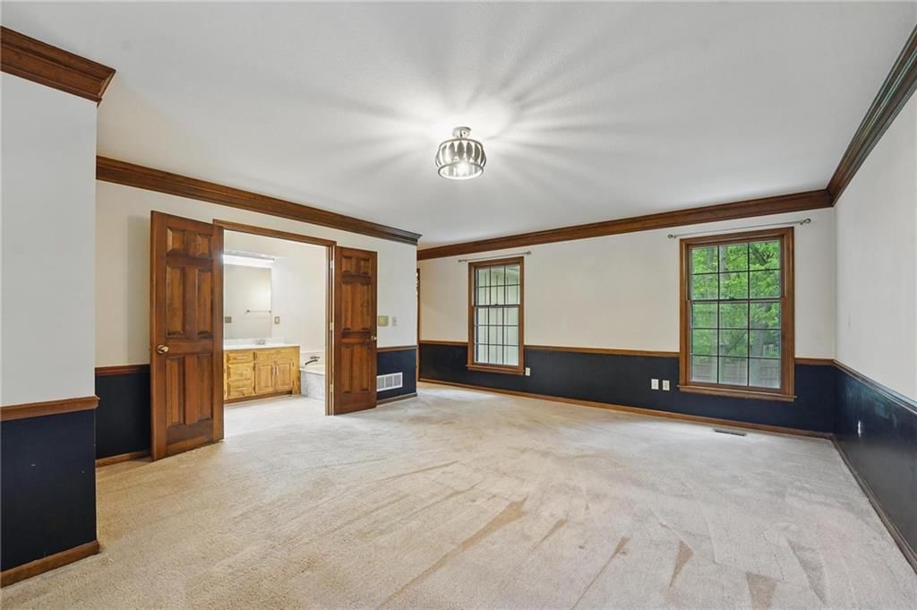 4413 NW Claymont Woods Drive — photo 17