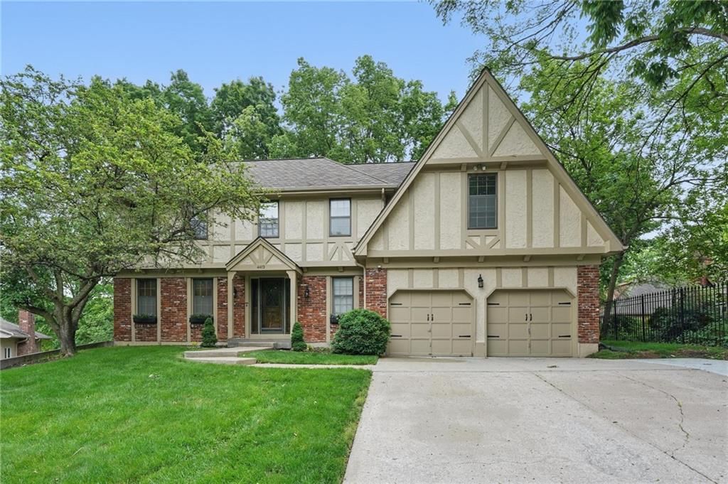 4413 NW Claymont Woods Drive — photo 32