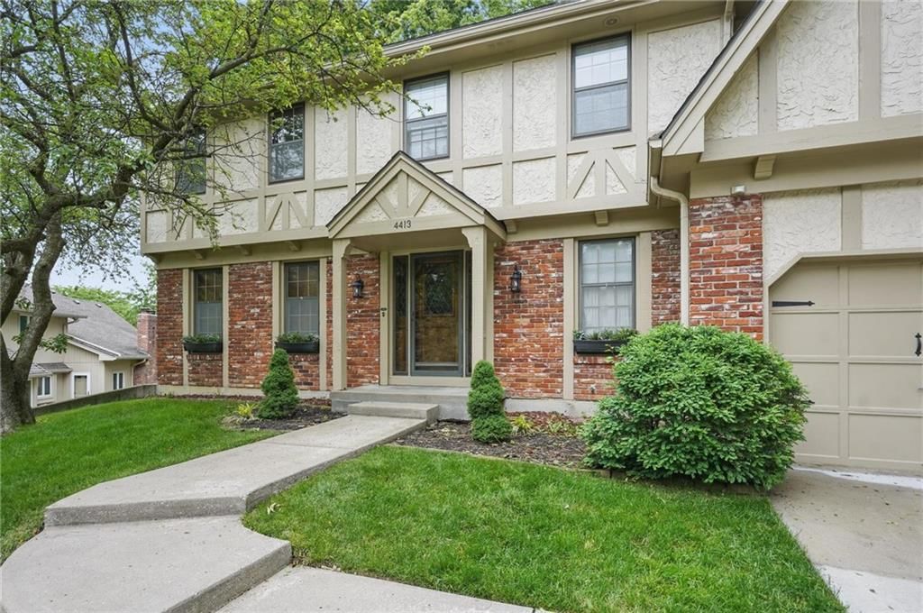 4413 NW Claymont Woods Drive — photo 34