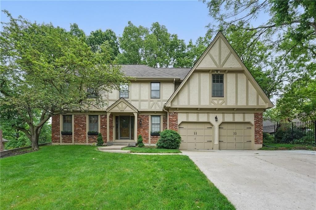 4413 NW Claymont Woods Drive — photo 36