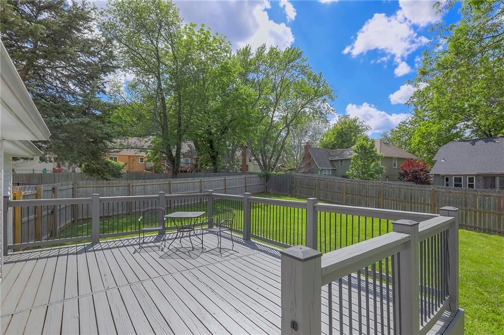 9310 Alden Street — photo 36