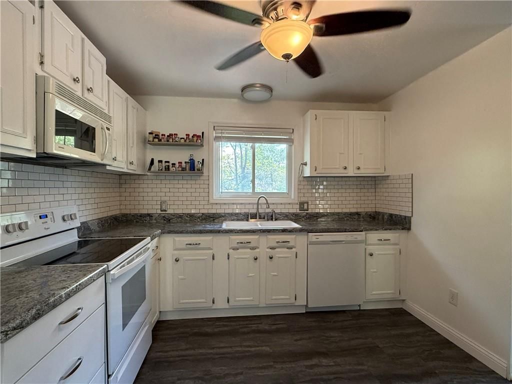 1309 NW 66th Terrace — photo 17