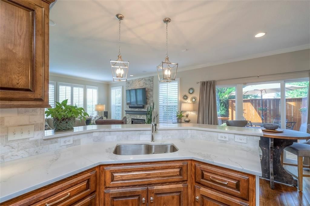 16141 Linden Street — photo 30