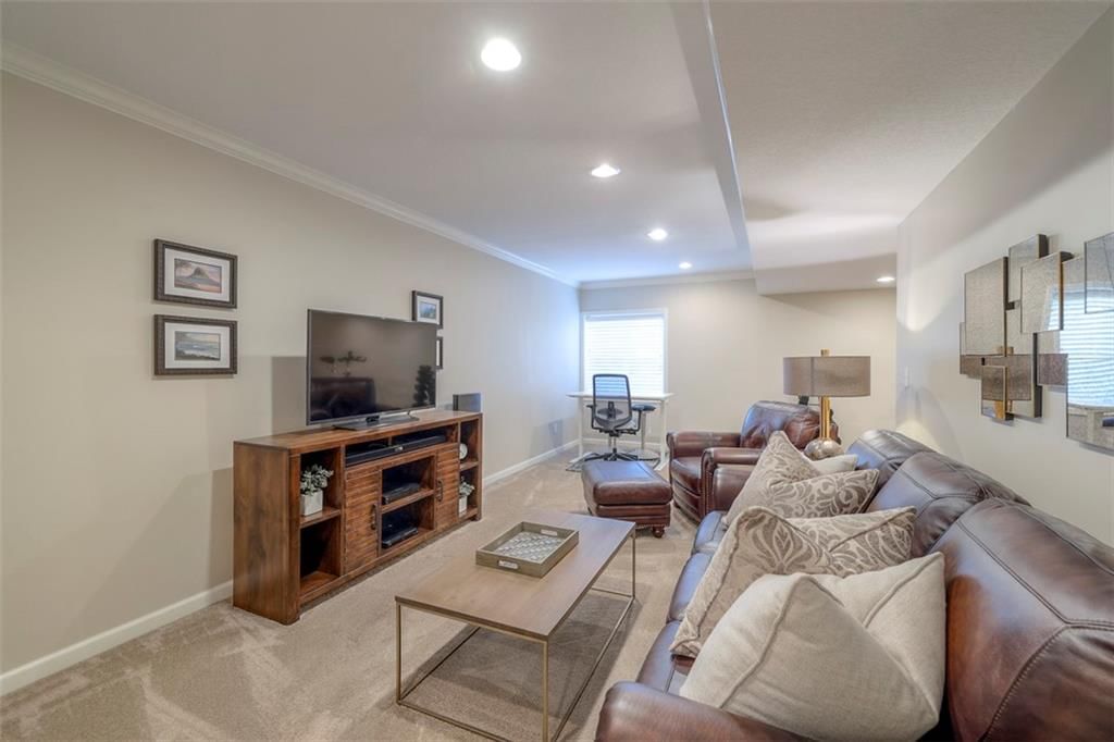 16141 Linden Street — photo 43