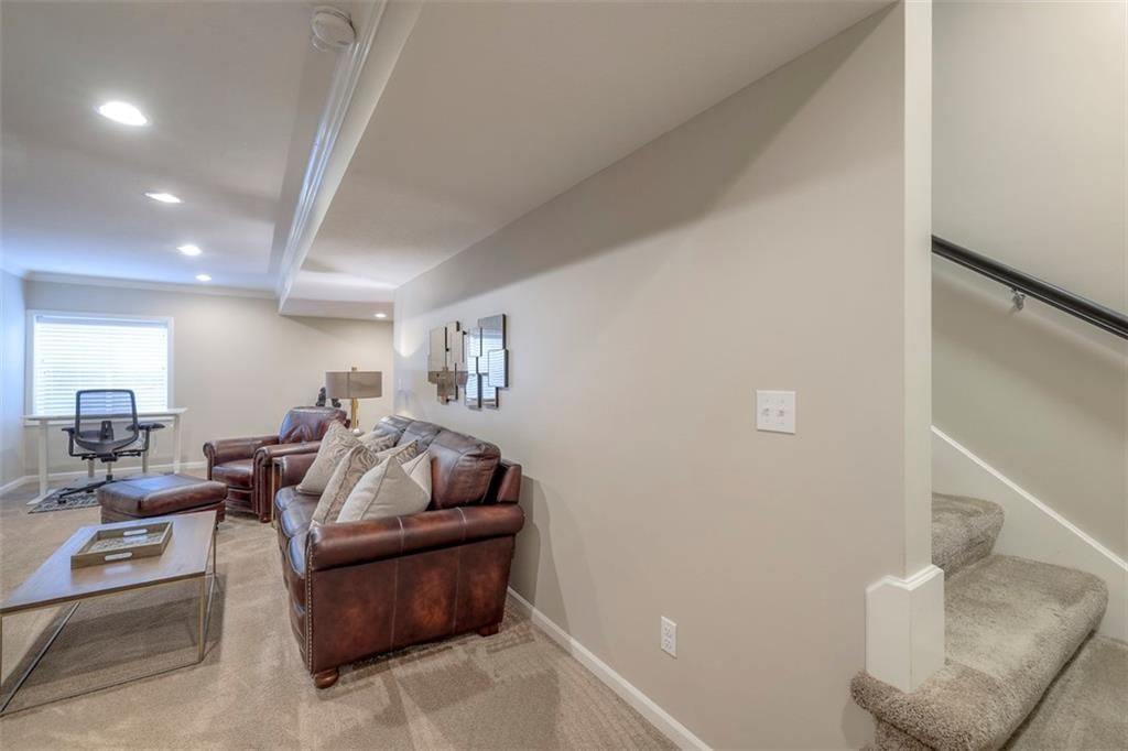 16141 Linden Street — photo 44