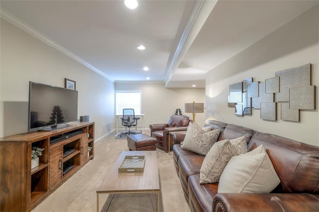 16141 Linden Street — photo 45